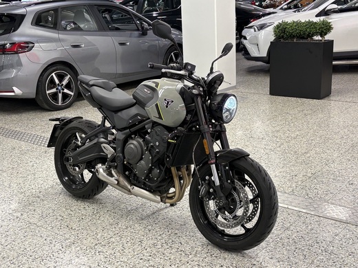 Triumph TR vaihtoauto