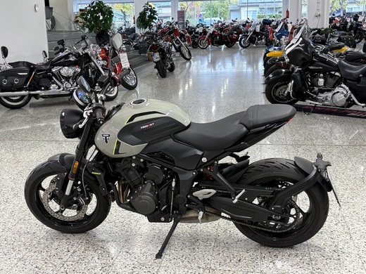 Triumph TR vaihtoauto