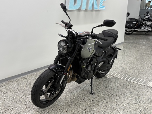 Triumph TR vaihtoauto