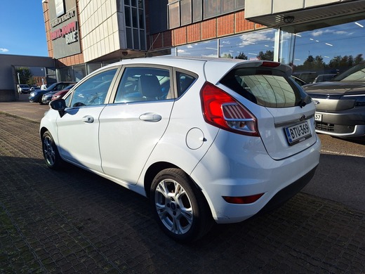 Ford Fiesta vaihtoauto