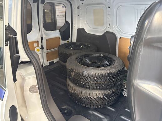 Ford Transit Connect vaihtoauto