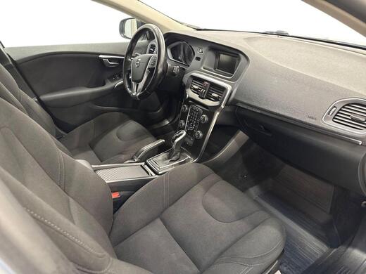 Volvo V40 Cross Country vaihtoauto