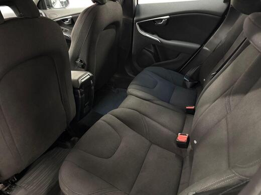Volvo V40 Cross Country vaihtoauto