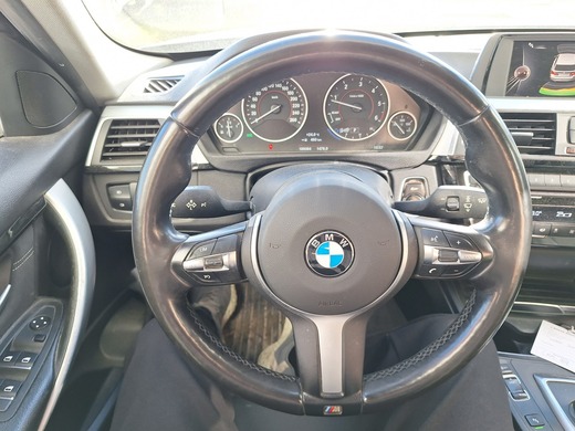 BMW 318 vaihtoauto
