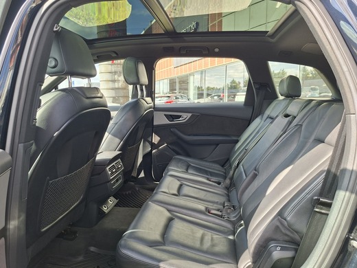 Audi Q7 vaihtoauto