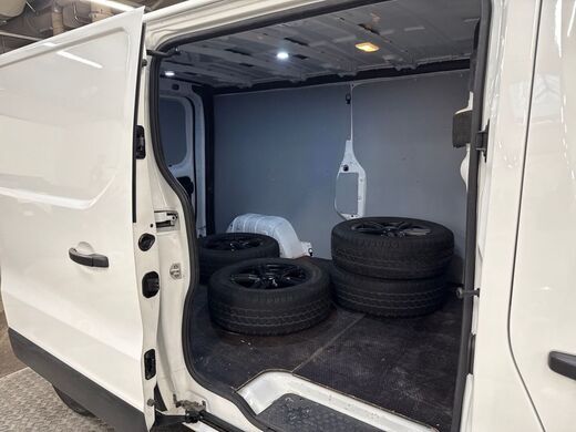 Nissan NV300 vaihtoauto