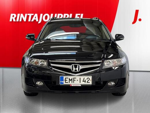 Honda Accord vaihtoauto