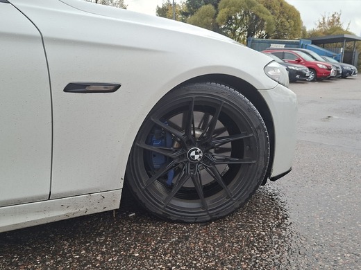 BMW M550d vaihtoauto