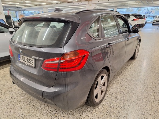 BMW 225 vaihtoauto