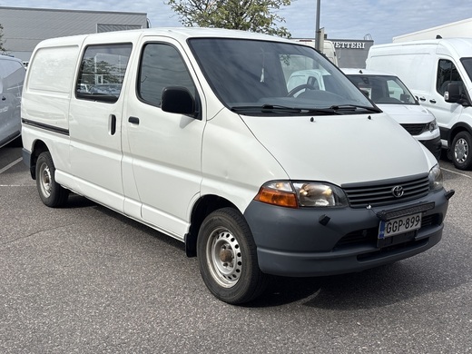 Toyota Hiace vaihtoauto