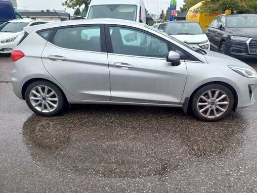 Ford Fiesta vaihtoauto