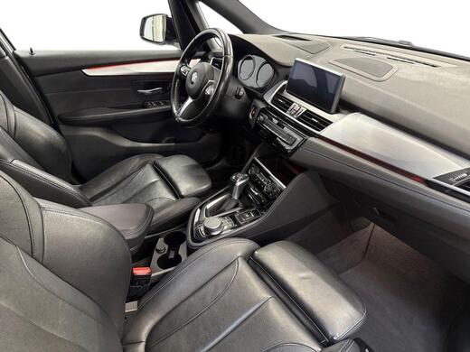 BMW 225 vaihtoauto