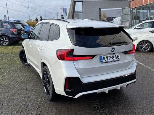 BMW iX1 vaihtoauto