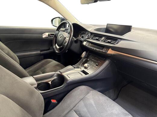 Lexus CT vaihtoauto