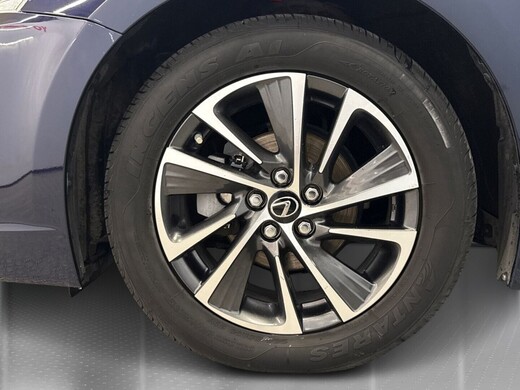 Lexus CT vaihtoauto