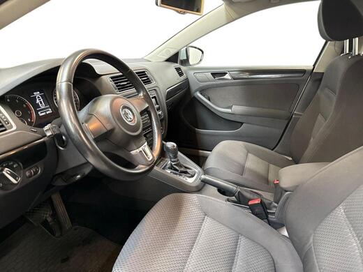 Volkswagen Jetta vaihtoauto