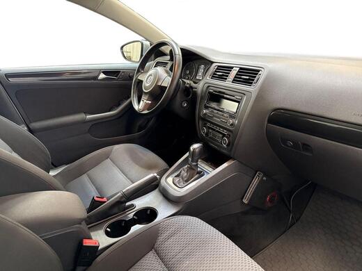 Volkswagen Jetta vaihtoauto