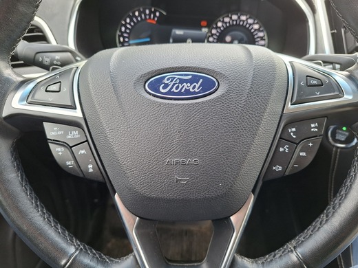 Ford Edge vaihtoauto