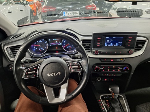 Kia Ceed vaihtoauto