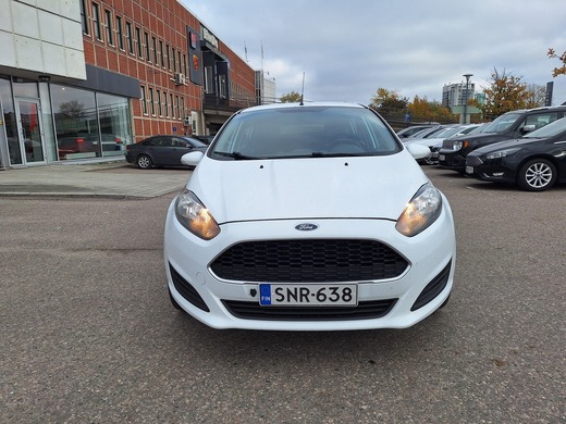 Ford Fiesta vaihtoauto