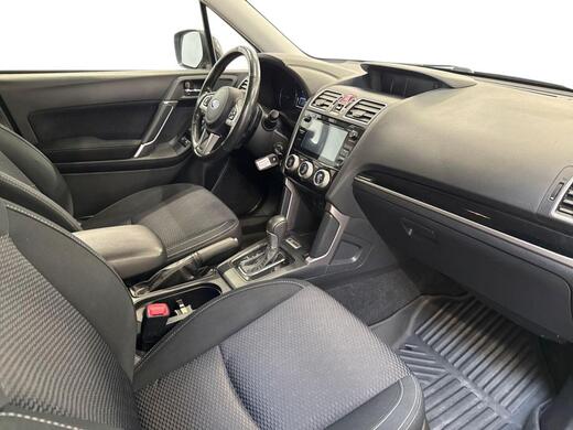 Subaru Forester vaihtoauto