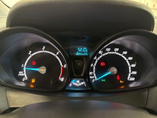 Ford Transit Courier vaihtoauto