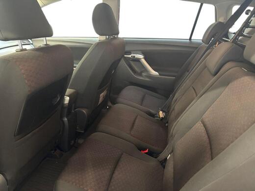 Toyota Verso vaihtoauto
