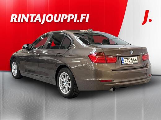 BMW 320 vaihtoauto