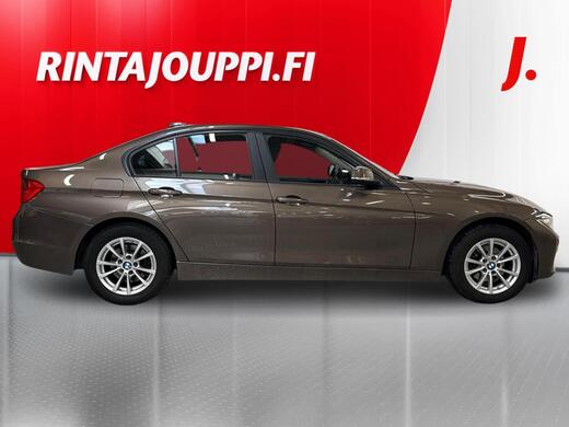 BMW 320 vaihtoauto