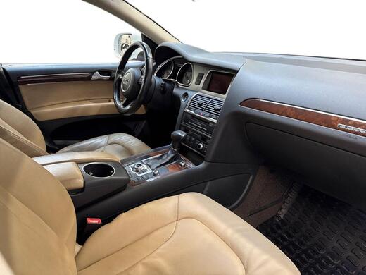 Audi Q7 vaihtoauto