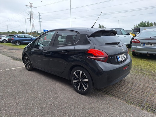 Peugeot 208 vaihtoauto