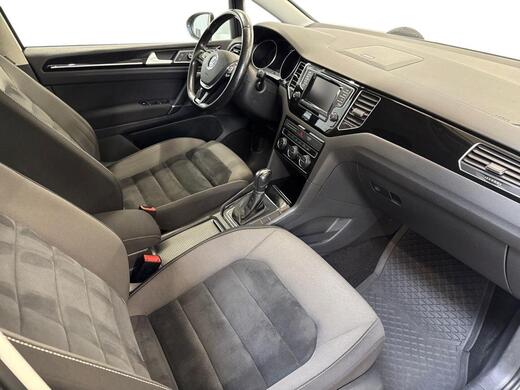 Volkswagen Golf Sportsvan vaihtoauto