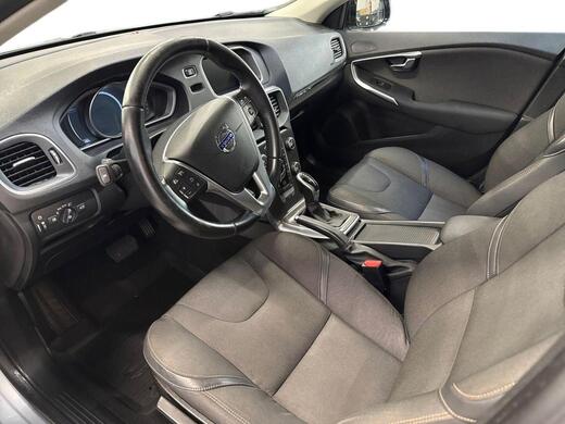 Volvo V40 Cross Country vaihtoauto