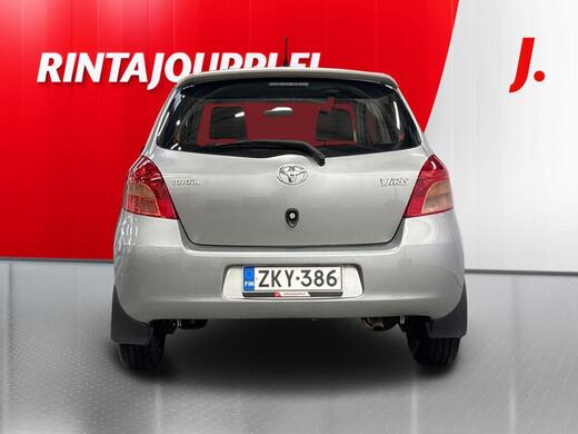 Toyota Yaris vaihtoauto