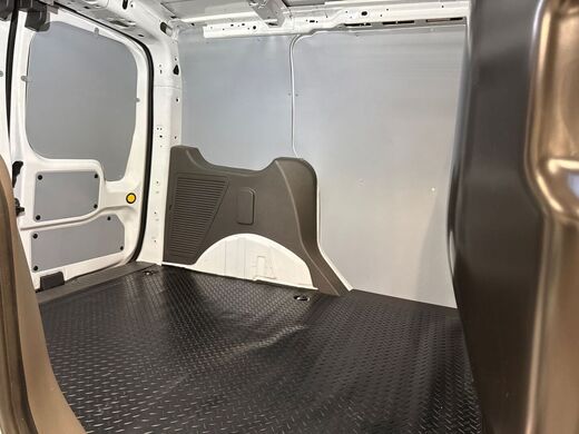 Ford Transit Connect vaihtoauto