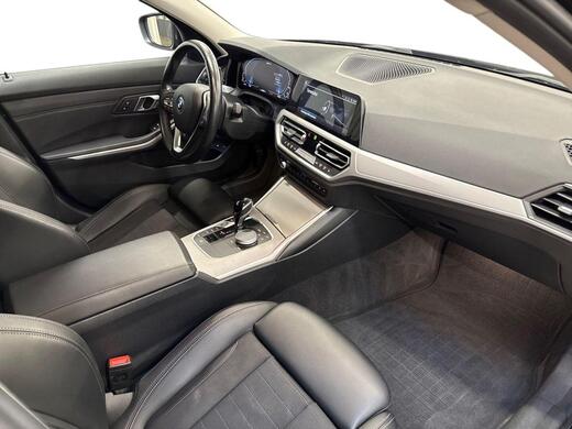 BMW 320 vaihtoauto