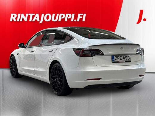 Tesla Model 3 vaihtoauto