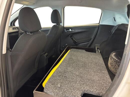 Peugeot 208 vaihtoauto