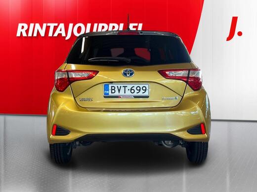 Toyota Yaris vaihtoauto