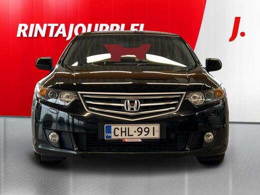 Honda Accord vaihtoauto