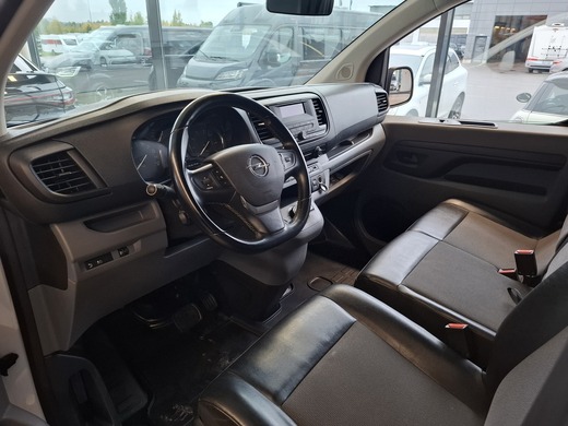 Opel Vivaro vaihtoauto