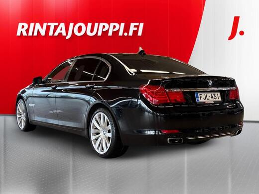 BMW 750 vaihtoauto
