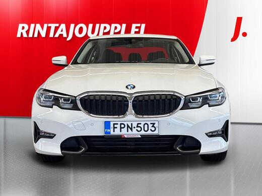 BMW 320 vaihtoauto