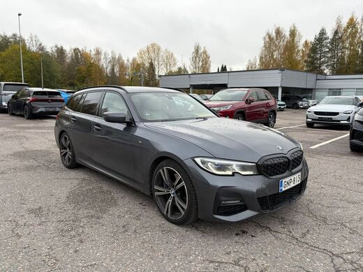 BMW 330 vaihtoauto