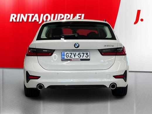BMW 330 vaihtoauto