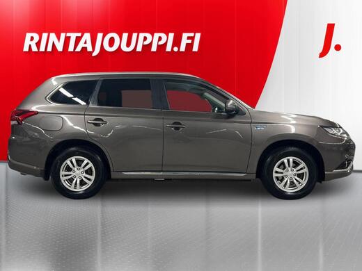 Mitsubishi Outlander PHEV vaihtoauto
