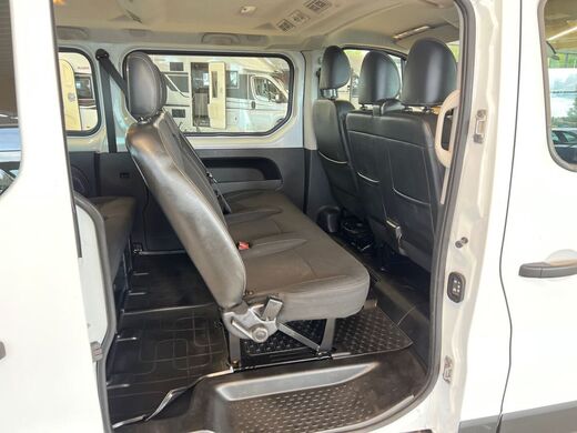 Opel Vivaro vaihtoauto