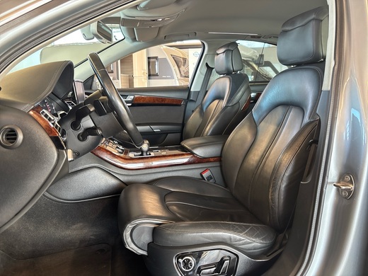 Audi A8 vaihtoauto