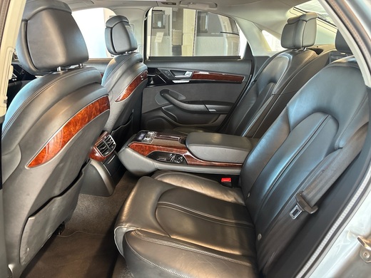 Audi A8 vaihtoauto