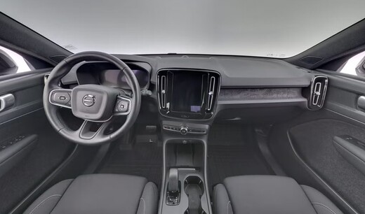 Volvo EX40 vaihtoauto